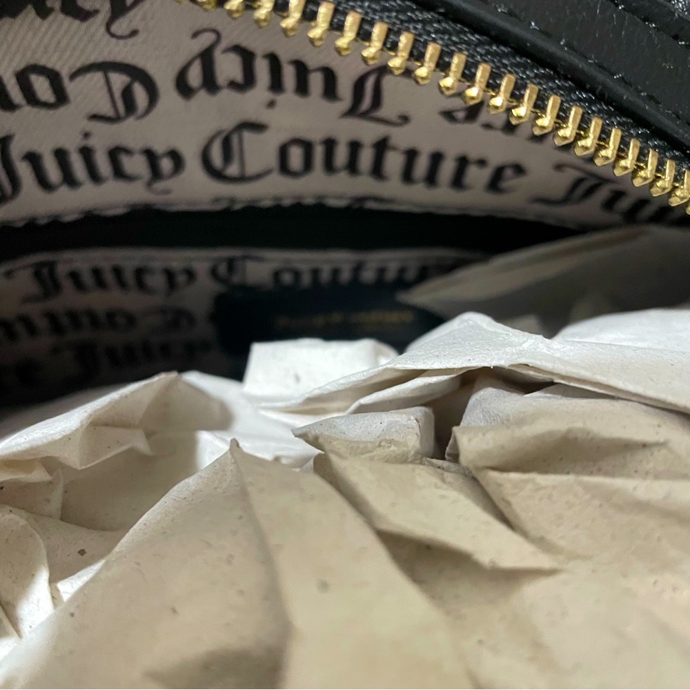 Juicy Couture - Picture 4 of 9